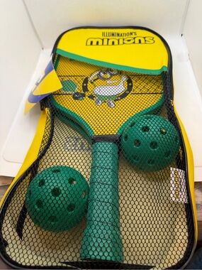 Kids Paddle Ball Set - minions